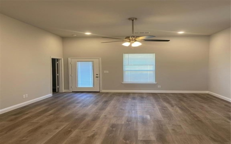 1709 Wright Street, Greenville, TX 75401, 3 Bedrooms Bedrooms, ,2 BathroomsBathrooms,Residential Lease,For Rent,1709 Wright Street,20944141