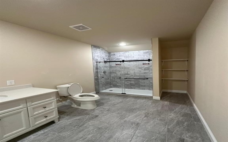 4507 Frank Street, Dallas, TX 75210, 4 Bedrooms Bedrooms, ,3 BathroomsBathrooms,Residential Lease,For Rent,4507 Frank Street,20943261