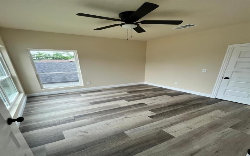 4507 Frank Street, Dallas, TX 75210, 4 Bedrooms Bedrooms, ,3 BathroomsBathrooms,Residential Lease,For Rent,4507 Frank Street,20943261
