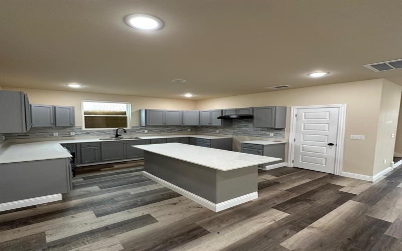 4507 Frank Street, Dallas, TX 75210, 4 Bedrooms Bedrooms, ,3 BathroomsBathrooms,Residential Lease,For Rent,4507 Frank Street,20943261