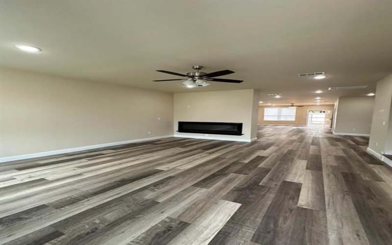 4507 Frank Street, Dallas, TX 75210, 4 Bedrooms Bedrooms, ,3 BathroomsBathrooms,Residential Lease,For Rent,4507 Frank Street,20943261
