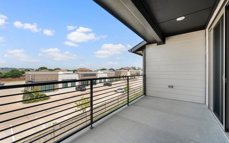 1349 Linkside Drive, Irving, TX 75038, 2 Bedrooms Bedrooms, ,2 BathroomsBathrooms,Residential,For Sale,1349 Linkside Drive,20943438