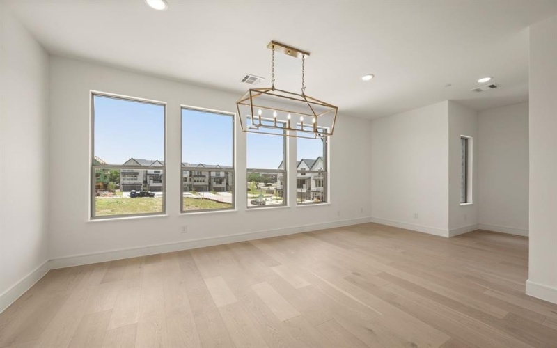 1349 Linkside Drive, Irving, TX 75038, 2 Bedrooms Bedrooms, ,2 BathroomsBathrooms,Residential,For Sale,1349 Linkside Drive,20943438