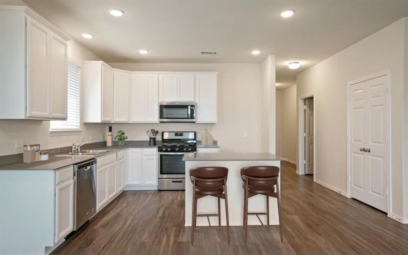 2612 Pecan Park Drive, Denton, TX 76208, 3 Bedrooms Bedrooms, ,2 BathroomsBathrooms,Residential,For Sale,2612 Pecan Park Drive,20943833