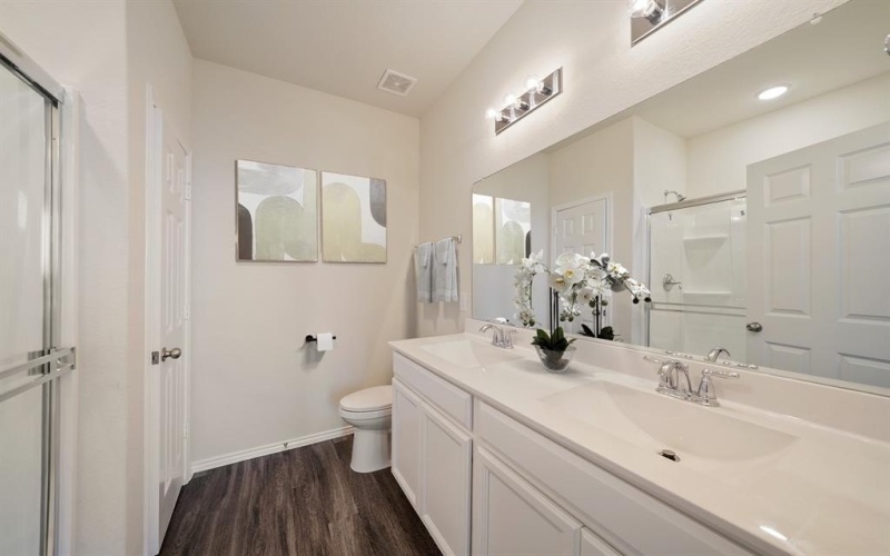 2612 Pecan Park Drive, Denton, TX 76208, 3 Bedrooms Bedrooms, ,2 BathroomsBathrooms,Residential,For Sale,2612 Pecan Park Drive,20943833