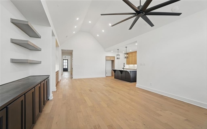 2112 Nerello Way, McLendon Chisholm, TX 75032, 4 Bedrooms Bedrooms, ,3 BathroomsBathrooms,Residential,For Sale,2112 Nerello Way,20943840