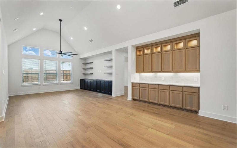 2112 Nerello Way, McLendon Chisholm, TX 75032, 4 Bedrooms Bedrooms, ,3 BathroomsBathrooms,Residential,For Sale,2112 Nerello Way,20943840