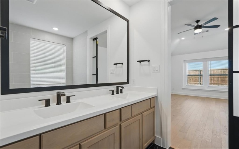 2112 Nerello Way, McLendon Chisholm, TX 75032, 4 Bedrooms Bedrooms, ,3 BathroomsBathrooms,Residential,For Sale,2112 Nerello Way,20943840