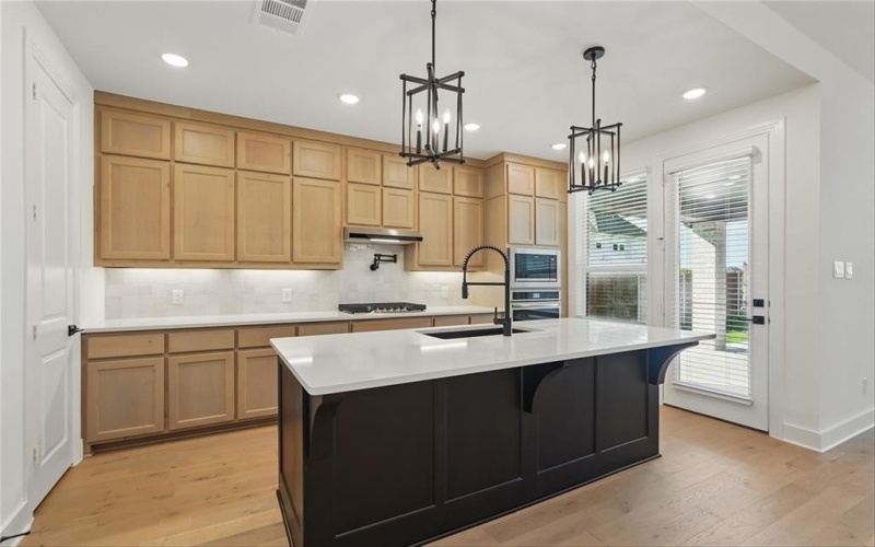 2112 Nerello Way, McLendon Chisholm, TX 75032, 4 Bedrooms Bedrooms, ,3 BathroomsBathrooms,Residential,For Sale,2112 Nerello Way,20943840