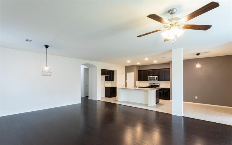 1720 Whistler Drive, Little Elm, TX 75068, 3 Bedrooms Bedrooms, ,2 BathroomsBathrooms,Residential Lease,For Rent,1720 Whistler Drive,20944460