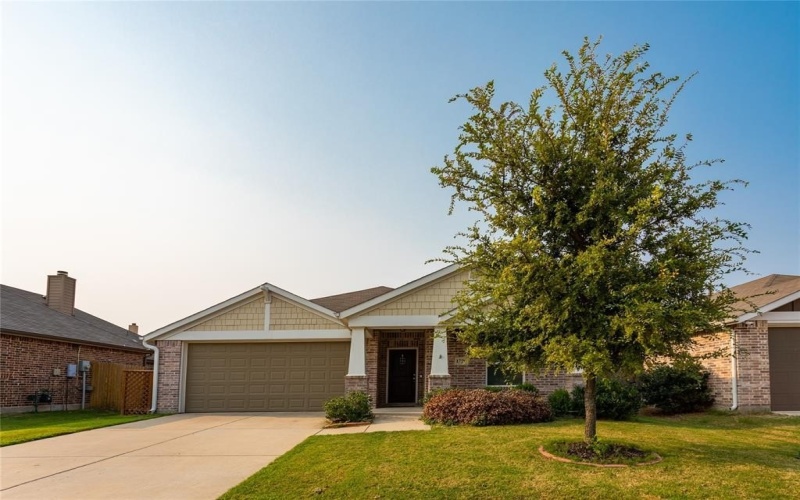 1720 Whistler Drive, Little Elm, TX 75068, 3 Bedrooms Bedrooms, ,2 BathroomsBathrooms,Residential Lease,For Rent,1720 Whistler Drive,20944460