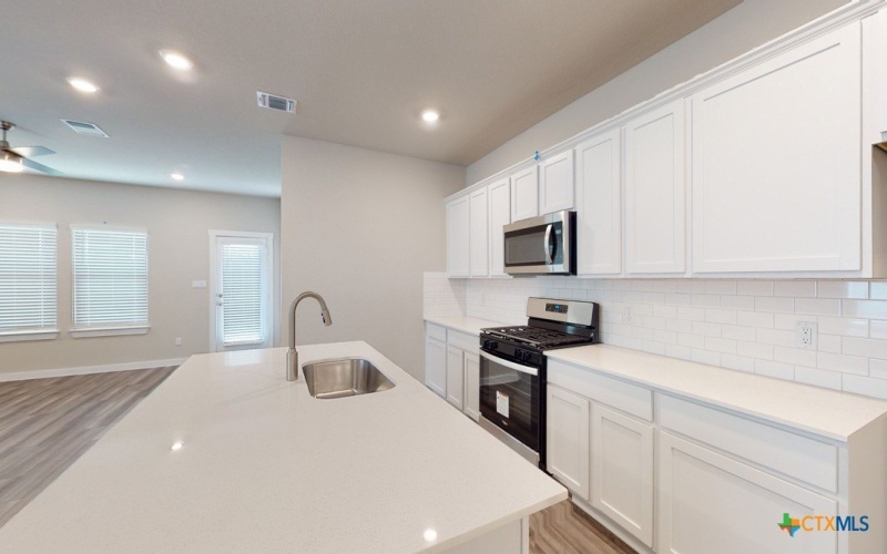 4016 Illian Cove, Killeen, TX 76542, 3 Bedrooms Bedrooms, ,2 BathroomsBathrooms,Residential,For Sale,4016 Illian Cove,580852
