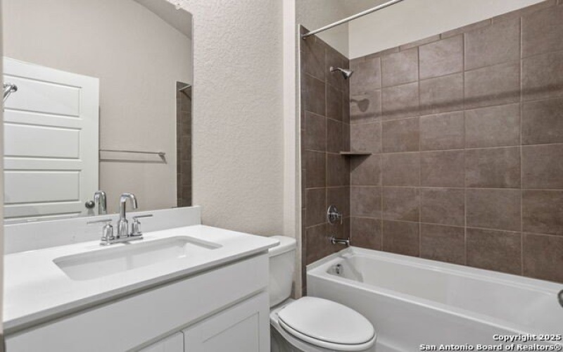 9918 Chestnut Walk, San Antonio, TX 78254, 4 Bedrooms Bedrooms, ,3 BathroomsBathrooms,Residential,For Sale,9918 Chestnut Walk,1869340