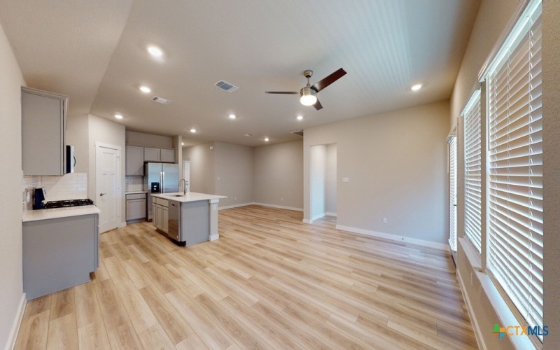 4023 Illian Cove, Killeen, TX 76542, 4 Bedrooms Bedrooms, ,2 BathroomsBathrooms,Residential,For Sale,4023 Illian Cove,580897
