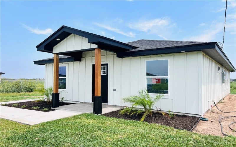 2222 Via Roma Road, Weslaco, TX 78596, 3 Bedrooms Bedrooms, ,2 BathroomsBathrooms,Residential,For Sale,2222 Via Roma Road,471880