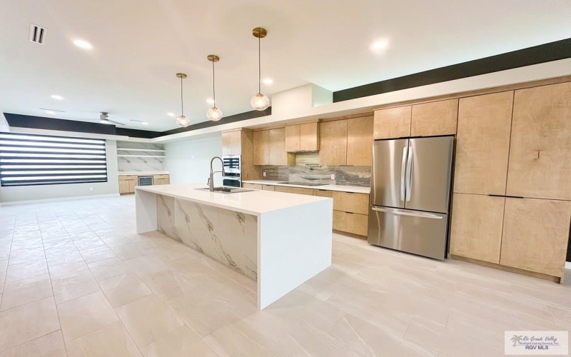 4512 JUNIPER DR. #B, HARLINGEN, TX 78552, 3 Habitaciones Habitaciones , ,2 BañosBaños,Residential Lease,En Alquiler,4512 JUNIPER DR.,29765452