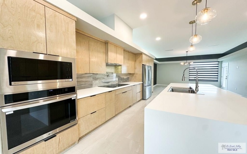 4512 JUNIPER DR. #B, HARLINGEN, TX 78552, 3 Habitaciones Habitaciones , ,2 BañosBaños,Residential Lease,En Alquiler,4512 JUNIPER DR.,29765452