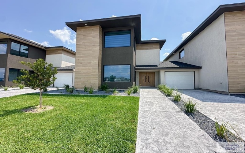 4512 JUNIPER DR. #A, HARLINGEN, TX 78552, 3 Habitaciones Habitaciones , ,2 BañosBaños,Residential Lease,En Alquiler,4512 JUNIPER DR.,29765453
