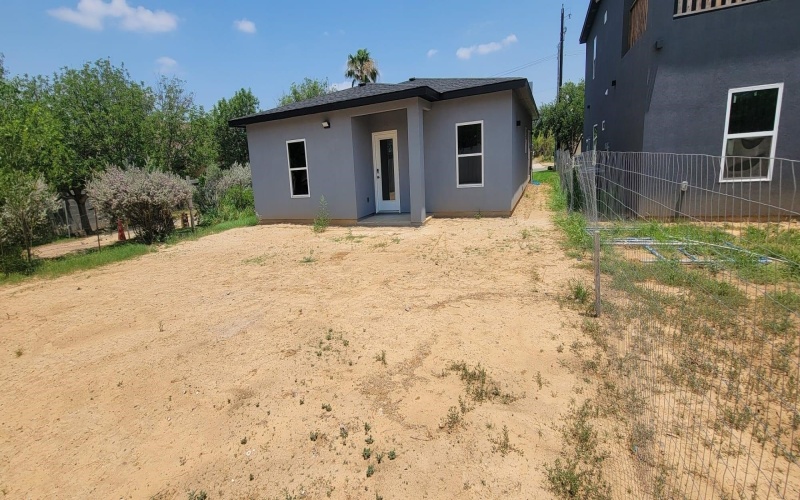 3511 Pine St, LAREDO, TX 78046, 3 Bedrooms Bedrooms, ,2 BathroomsBathrooms,Residential,For Sale,3511 Pine St,20252192