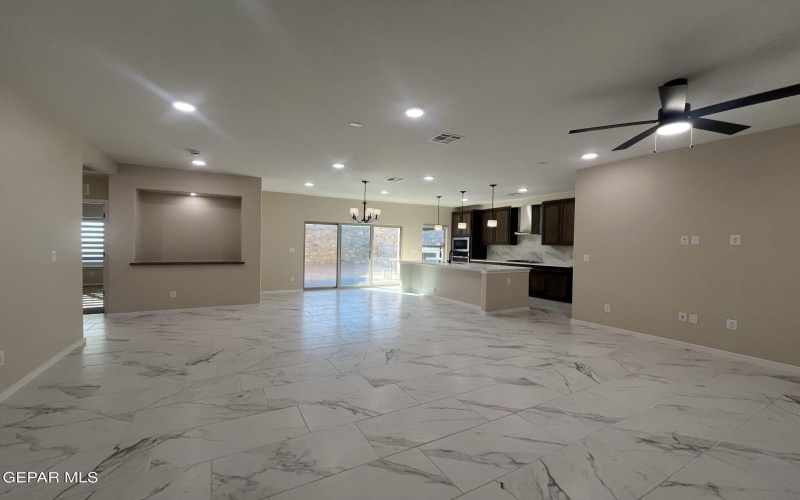 3820 Surmise Street, El Paso, TX 79938, 3 Habitaciones Habitaciones , ,2 BañosBaños,Residential,En Venta,3820 Surmise Street,923164