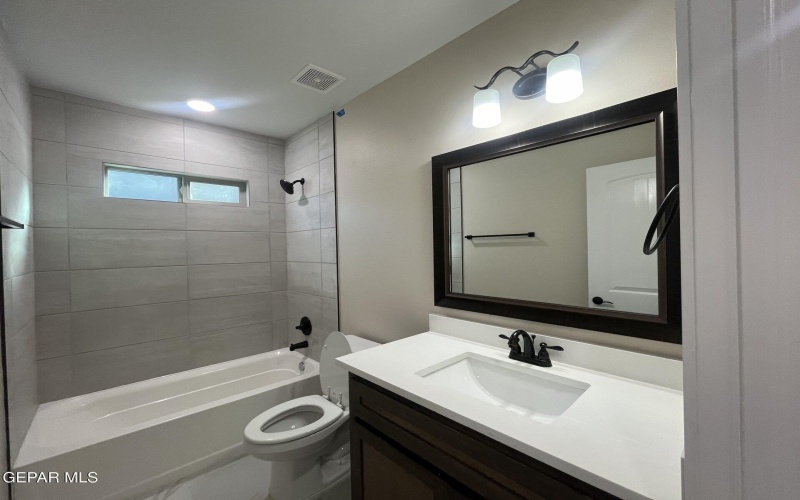 3820 Surmise Street, El Paso, TX 79938, 3 Habitaciones Habitaciones , ,2 BañosBaños,Residential,En Venta,3820 Surmise Street,923164