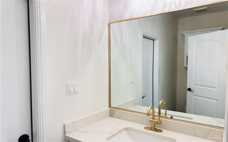 2201 Blue Sky Drive, Weslaco, TX 78599, 3 Bedrooms Bedrooms, ,2 BathroomsBathrooms,Residential,For Sale,2201 Blue Sky Drive,471955