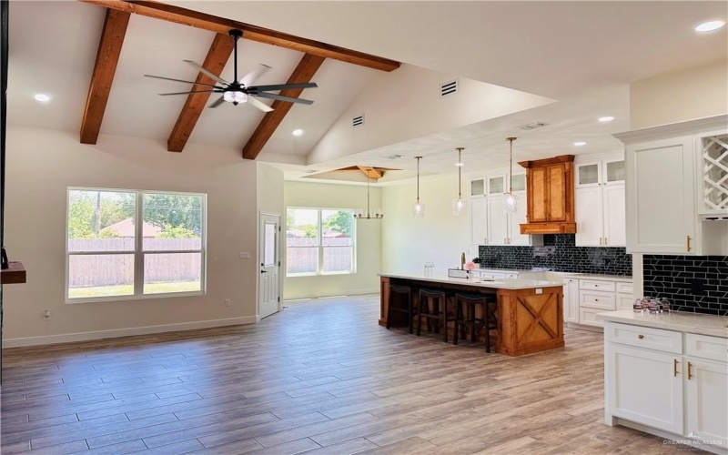 2201 Blue Sky Drive, Weslaco, TX 78599, 3 Bedrooms Bedrooms, ,2 BathroomsBathrooms,Residential,For Sale,2201 Blue Sky Drive,471955