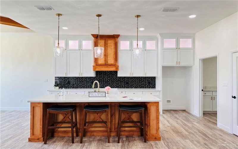 2201 Blue Sky Drive, Weslaco, TX 78599, 3 Bedrooms Bedrooms, ,2 BathroomsBathrooms,Residential,For Sale,2201 Blue Sky Drive,471955