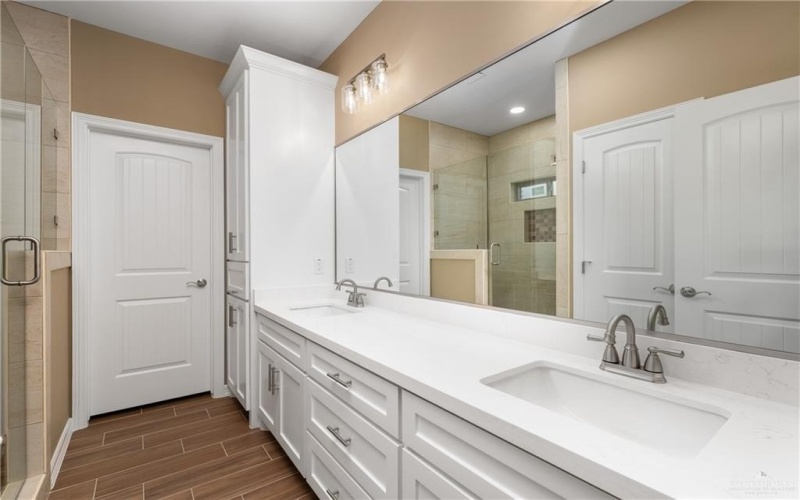 3311 Las Vistas Lane, Weslaco, TX 78596, 3 Bedrooms Bedrooms, ,2 BathroomsBathrooms,Residential,For Sale,3311 Las Vistas Lane,471855