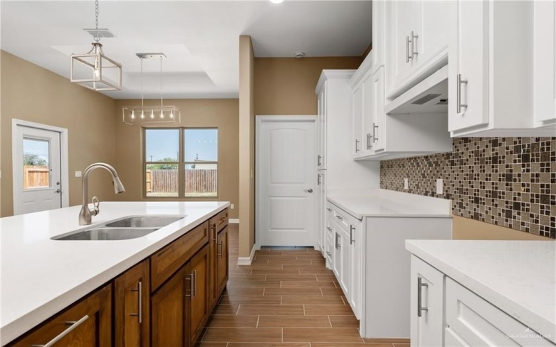3311 Las Vistas Lane, Weslaco, TX 78596, 3 Bedrooms Bedrooms, ,2 BathroomsBathrooms,Residential,For Sale,3311 Las Vistas Lane,471855
