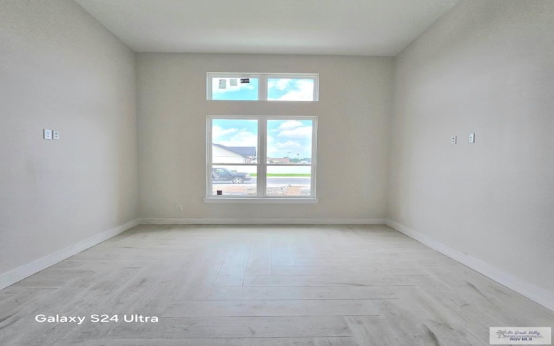 1309 THACKER LANE, HARLINGEN, TX 78552, 4 Bedrooms Bedrooms, ,3 BathroomsBathrooms,Residential,For Sale,1309 THACKER LANE,29765459