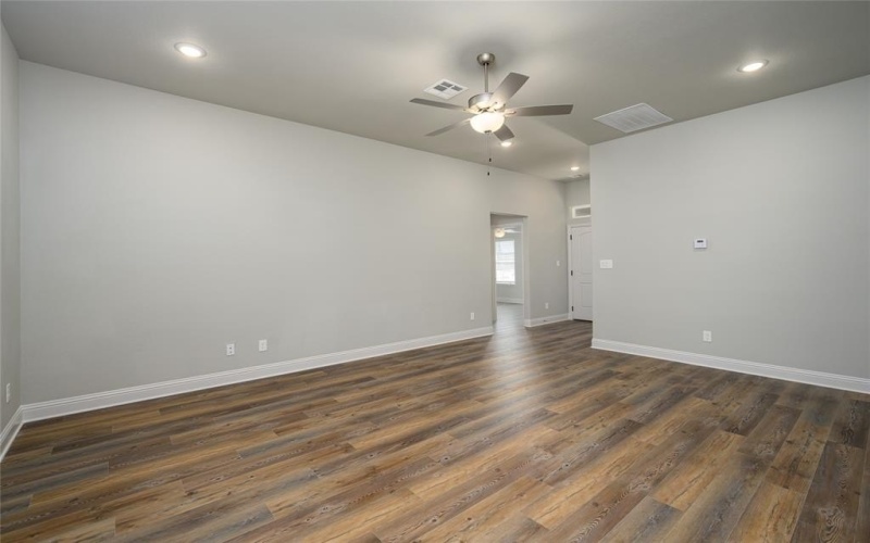 2801 Tulip Drive, Sherman, TX 75092, 3 Bedrooms Bedrooms, ,2 BathroomsBathrooms,Residential Lease,For Rent,2801 Tulip Drive,20927291