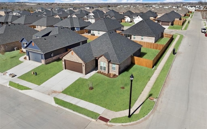 2801 Tulip Drive, Sherman, TX 75092, 3 Bedrooms Bedrooms, ,2 BathroomsBathrooms,Residential Lease,For Rent,2801 Tulip Drive,20927291
