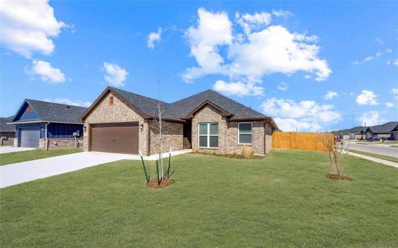 2801 Tulip Drive, Sherman, TX 75092, 3 Bedrooms Bedrooms, ,2 BathroomsBathrooms,Residential Lease,For Rent,2801 Tulip Drive,20927291