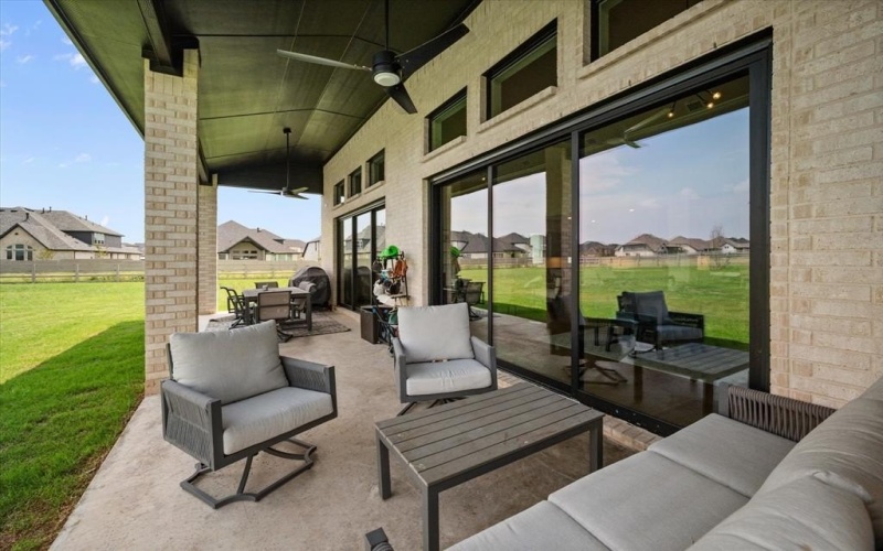 2506 Grandview Lane, Argyle, TX 76226, 5 Bedrooms Bedrooms, ,6 BathroomsBathrooms,Residential,For Sale,2506 Grandview Lane,20935436