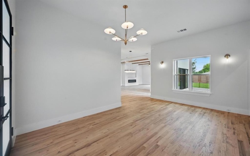 1224 S Pine Street, Grapevine, TX 76051, 4 Bedrooms Bedrooms, ,5 BathroomsBathrooms,Residential,For Sale,1224 S Pine Street,20938378