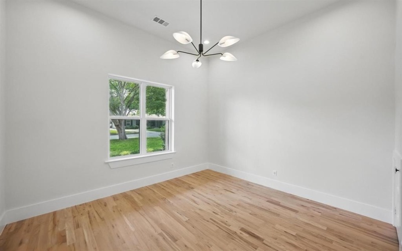 1224 S Pine Street, Grapevine, TX 76051, 4 Bedrooms Bedrooms, ,5 BathroomsBathrooms,Residential,For Sale,1224 S Pine Street,20938378