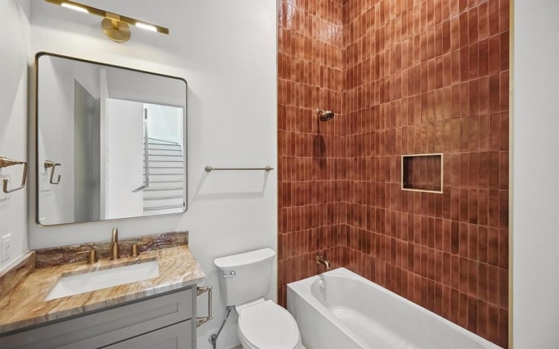 1224 S Pine Street, Grapevine, TX 76051, 4 Bedrooms Bedrooms, ,5 BathroomsBathrooms,Residential,For Sale,1224 S Pine Street,20938378