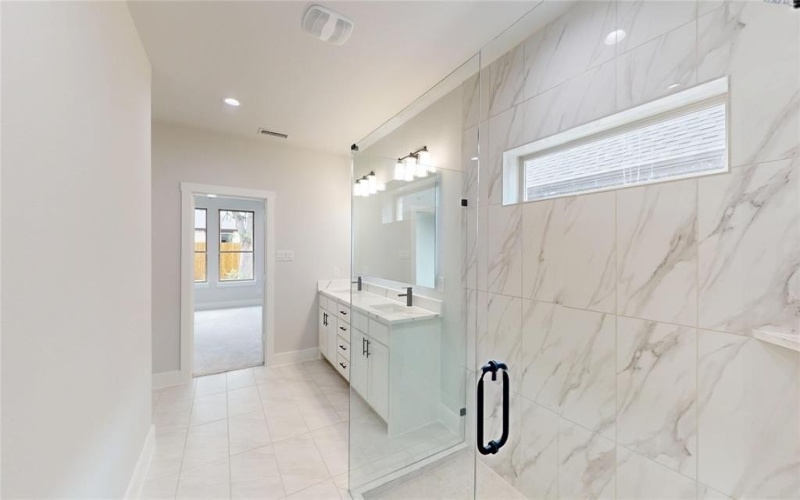 6860 Zuefeldt Drive, Arlington, TX 76002, 4 Bedrooms Bedrooms, ,3 BathroomsBathrooms,Residential,For Sale,6860 Zuefeldt Drive,20943538
