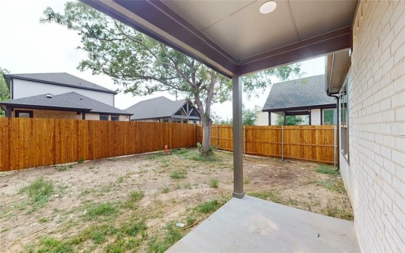 6860 Zuefeldt Drive, Arlington, TX 76002, 4 Bedrooms Bedrooms, ,3 BathroomsBathrooms,Residential,For Sale,6860 Zuefeldt Drive,20943538