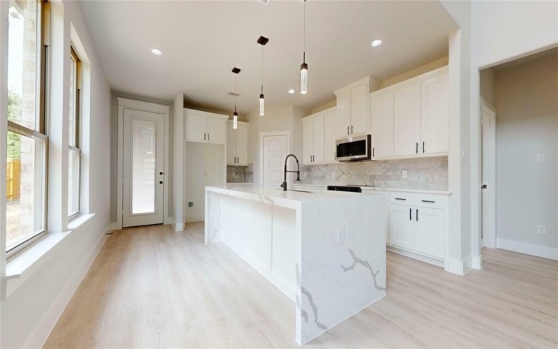6860 Zuefeldt Drive, Arlington, TX 76002, 4 Bedrooms Bedrooms, ,3 BathroomsBathrooms,Residential,For Sale,6860 Zuefeldt Drive,20943538