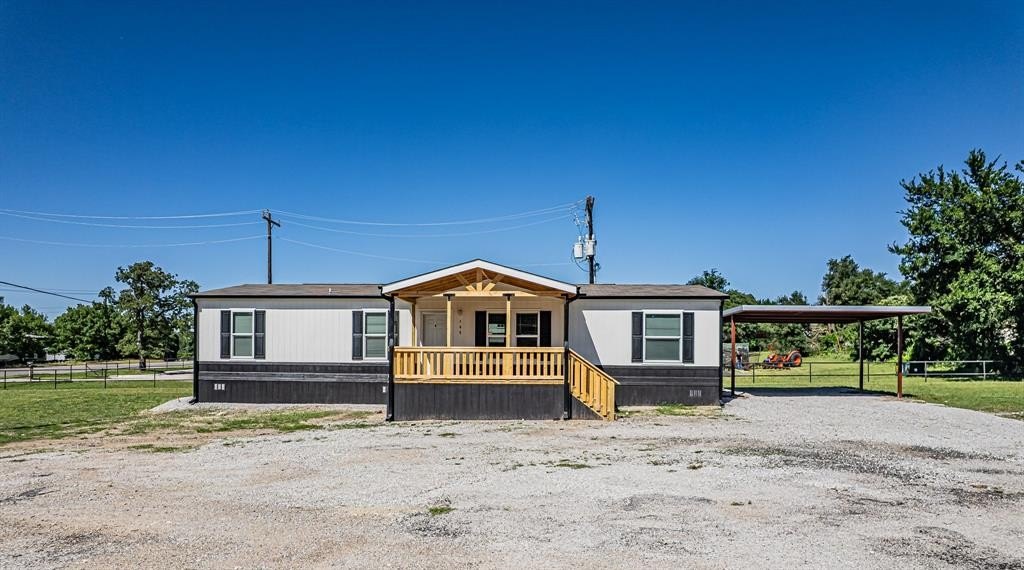 105 Beaver Creek Drive, Azle, TX 76020, 4 Habitaciones Habitaciones , ,2 BañosBaños,Residential,En Venta,105 Beaver Creek Drive,20943680