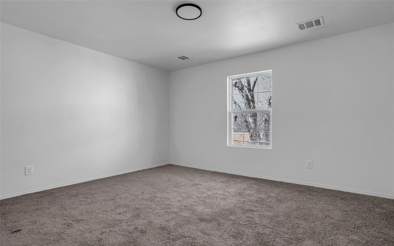 304 S 3rd, Bonham, TX 75418, 3 Bedrooms Bedrooms, ,2 BathroomsBathrooms,Residential Lease,For Rent,304 S 3rd,20944042