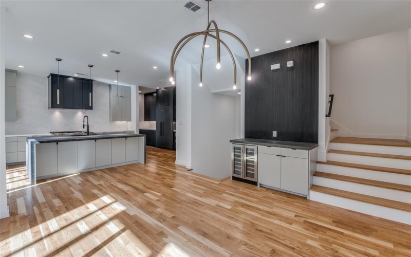 4517 Weldon Street, Dallas, TX 75204, 4 Bedrooms Bedrooms, ,3 BathroomsBathrooms,Residential Lease,For Rent,4517 Weldon Street,20934015