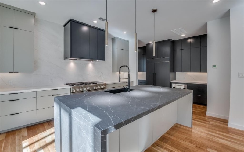 4517 Weldon Street, Dallas, TX 75204, 4 Bedrooms Bedrooms, ,3 BathroomsBathrooms,Residential Lease,For Rent,4517 Weldon Street,20934015