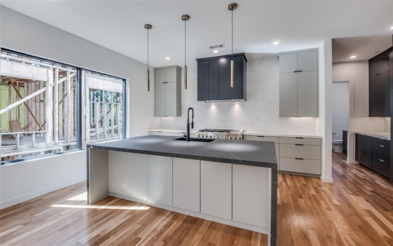 4517 Weldon Street, Dallas, TX 75204, 4 Bedrooms Bedrooms, ,3 BathroomsBathrooms,Residential Lease,For Rent,4517 Weldon Street,20934015