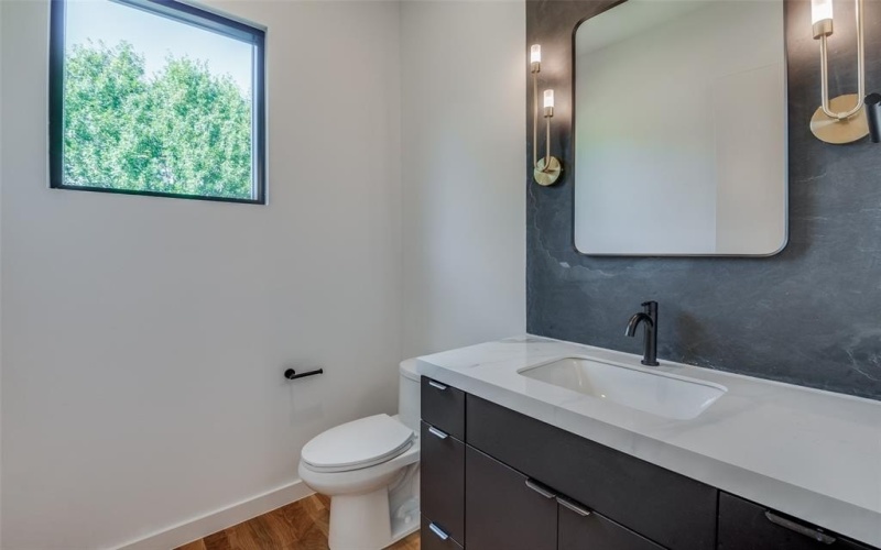 4517 Weldon Street, Dallas, TX 75204, 4 Bedrooms Bedrooms, ,3 BathroomsBathrooms,Residential Lease,For Rent,4517 Weldon Street,20934015