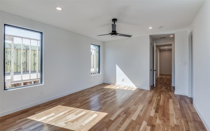 4517 Weldon Street, Dallas, TX 75204, 4 Bedrooms Bedrooms, ,3 BathroomsBathrooms,Residential Lease,For Rent,4517 Weldon Street,20934015