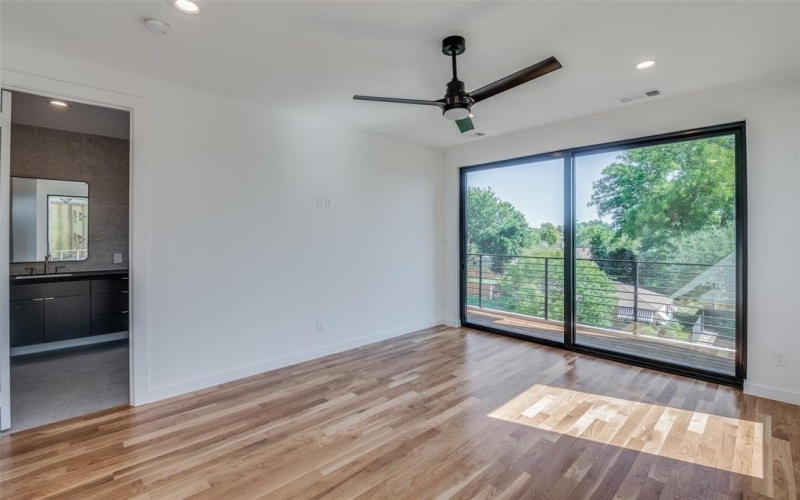 4517 Weldon Street, Dallas, TX 75204, 4 Bedrooms Bedrooms, ,3 BathroomsBathrooms,Residential Lease,For Rent,4517 Weldon Street,20934015