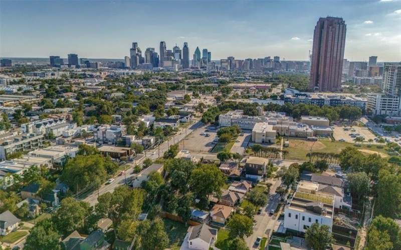 4517 Weldon Street, Dallas, TX 75204, 4 Bedrooms Bedrooms, ,3 BathroomsBathrooms,Residential Lease,For Rent,4517 Weldon Street,20934015